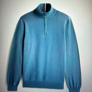 New without tags Tommy Hilfiger 1/4 zip pull over blue sweater Men's Large